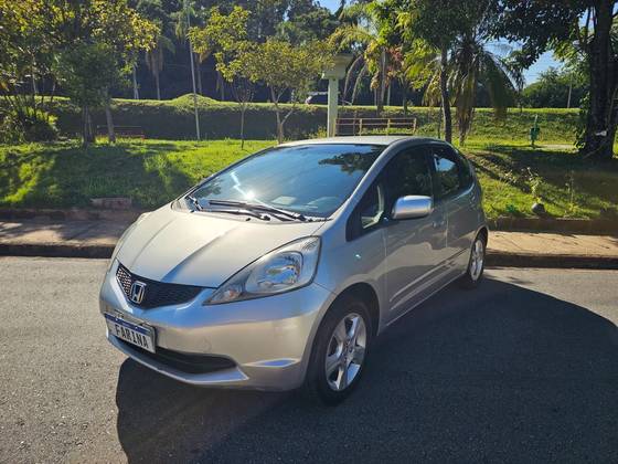HONDA FIT 1.4 LX 16V FLEX 4P MANUAL HONDA FIT 1.4 LX 16V FLEX 4P MANUAL